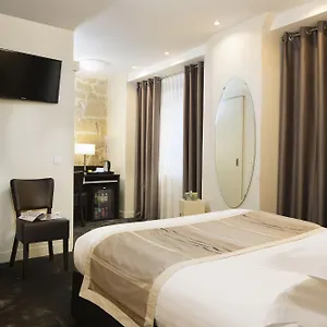 3* Hotel Du Lion D'or Louvre